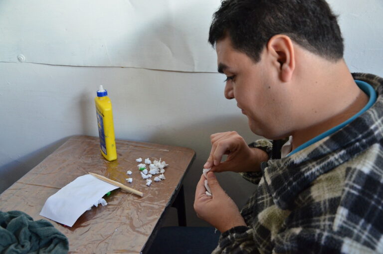 7 mil 500 estudiantes de educación especial trabajan a distancia