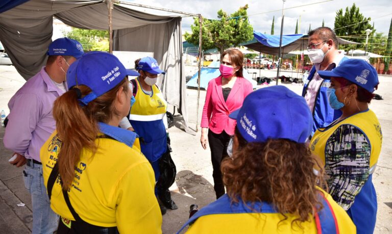 Servicios Públicos intensifica labores de limpieza en tianguis de la capital de Aguascalientes