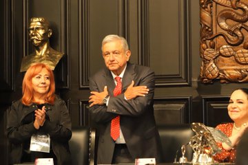 Usurpación/ Bajo presión 