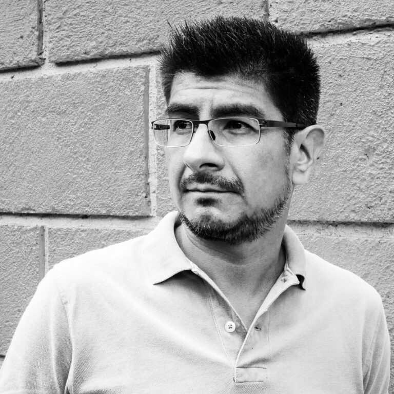 Todo es como un regreso, entre comillas, al origen