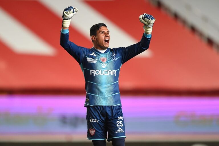 Luis Angél Malagón, la joven promesa que protege el arco de Necaxa