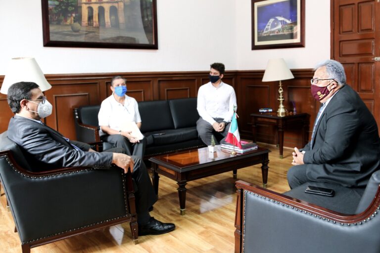 Estrechan Seggob y SRE lazos de colaboración