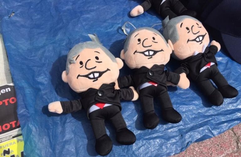 La Marca AMLO será gratuita para hacer “cosas buenas”