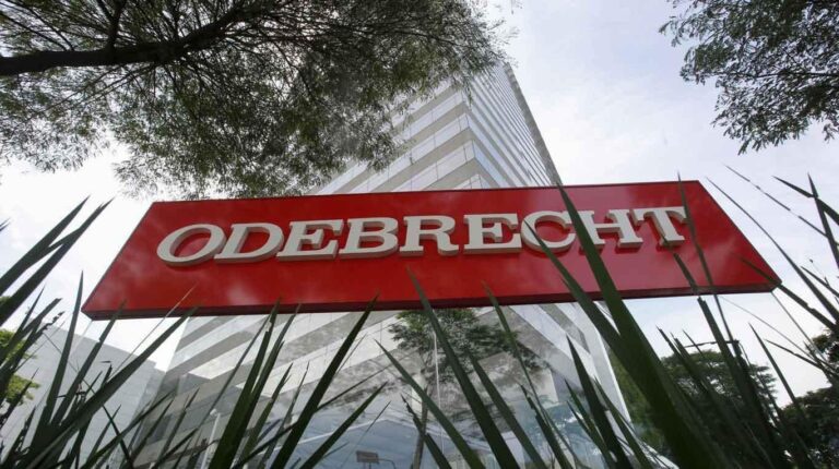 FGR debe publicar listado de nombres de funcionarios y exfuncionarios llamados a declarar por caso Odebrecht
