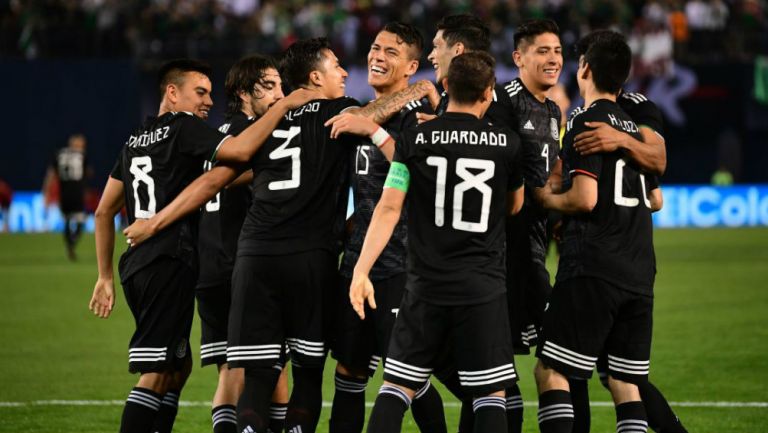 Selección Mexicana: Layún, Salcedo y tres jóvenes promesas, entre los convocados