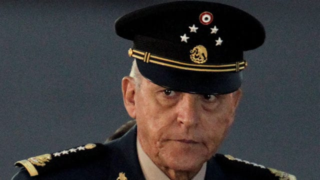 Miles de mensajes de texto revelan que Cienfuegos trabajó para cárteles: Fiscalía de NY