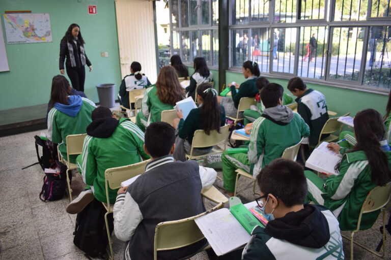 La indicación para los docentes es que el 30 de agosto las clases serán presenciales para todos