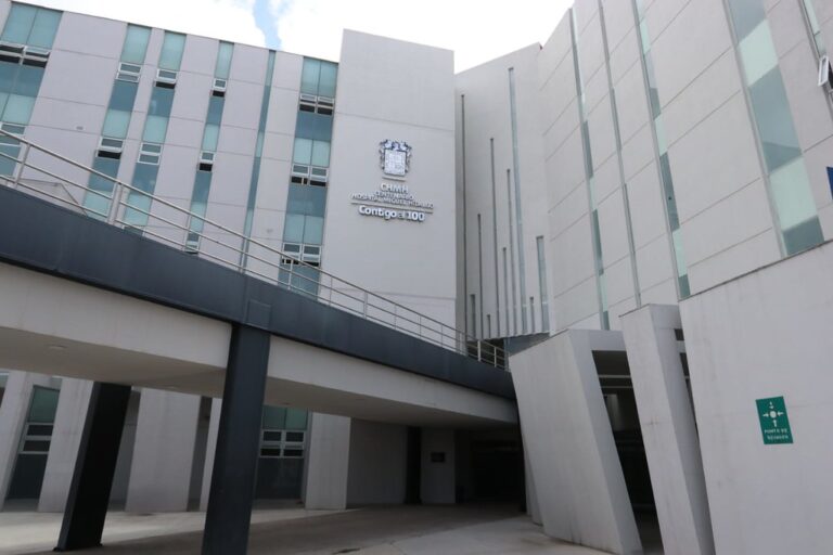 Trabajadores del Hospital Hidalgo, en Aguascalientes, piden a la Federación bonos y basificaciones