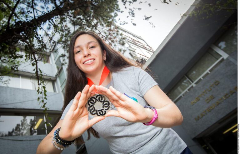 Creatividad, la fórmula de Ana Paula Jiménez, medallista en Matemáticas