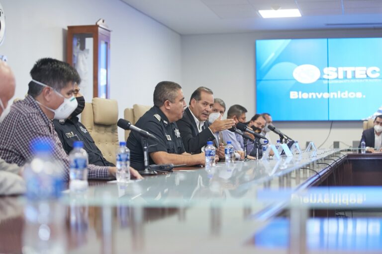 Integrantes de Coparmex conocieron el funcionamiento del C5-Sitec