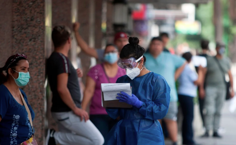 Aprovechando la pandemia, Secretario de Salid de Nuevo León promueve su imagen rumbo a las elecciones de 2021