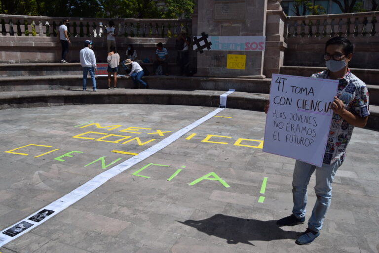 Centros de investigación en Aguascalientes se manifiestan contra cierre de fideicomisos