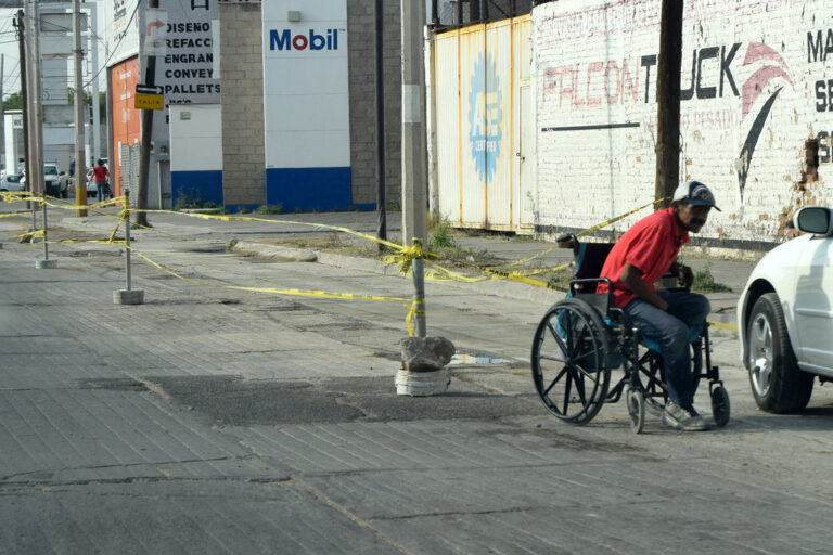 IMSS debe de bajar cuotas para promover el contrato de discapacitados