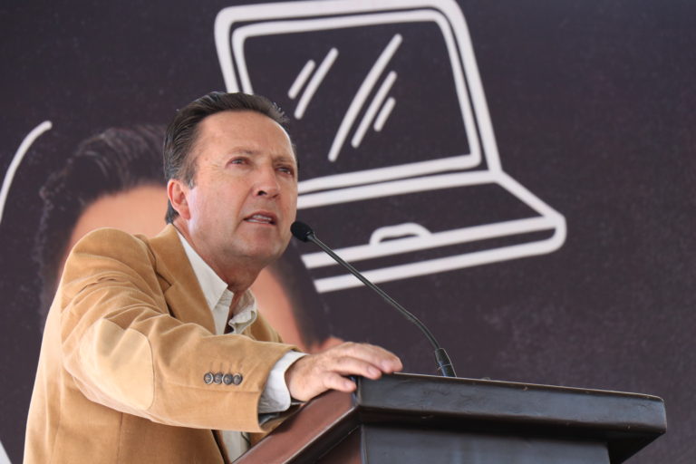 700 planteles de educación básica y telebachillerato cuentan con conexión a internet 