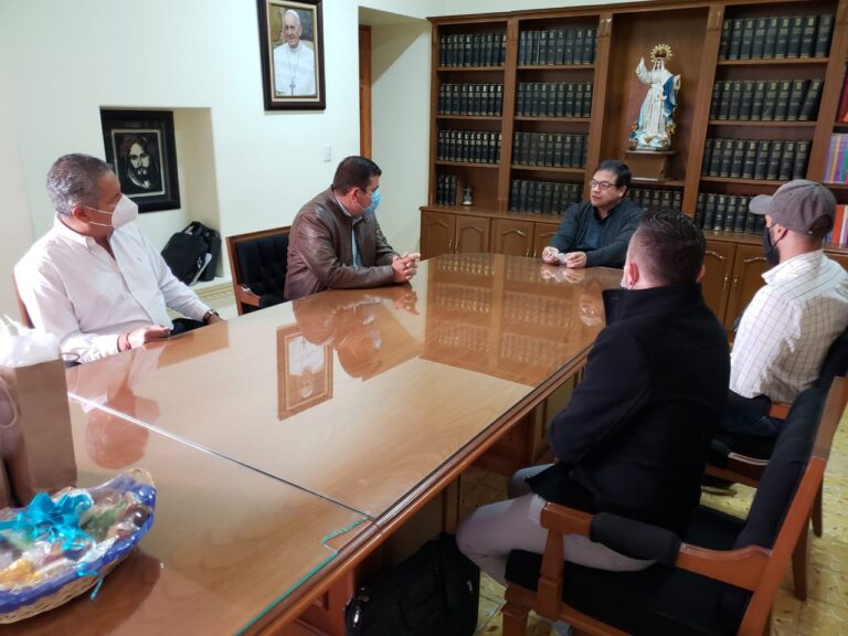 Se reunió alcalde de Calvillo con representante de la Iglesia