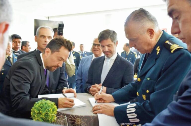 Hubo contratos de adjudicación directa entre la Sedena de Cienfuegos y Arturo Ávila Anaya, ex candidato de Morena en Aguascalientes