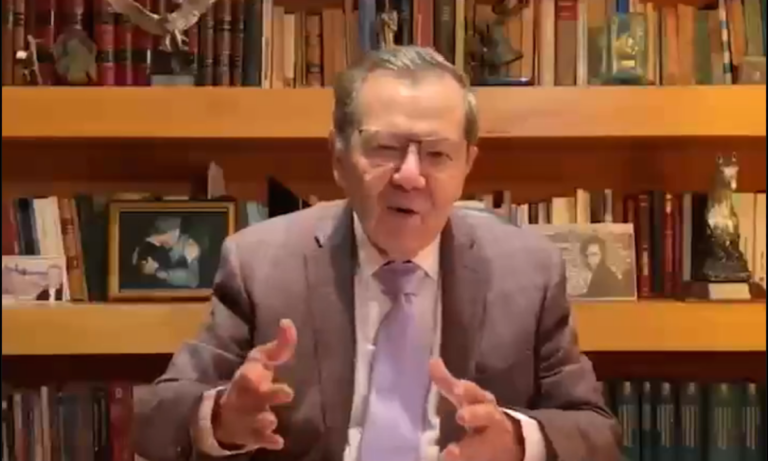 Las 2 Morenas: amagan con primera desbandada en el partido de López Obrador