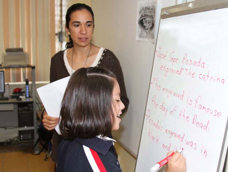 Docentes del IEA se certifican por English School of Canada