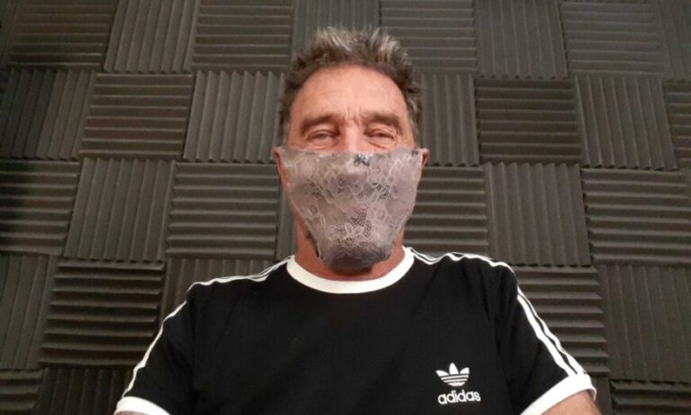 Arrestan en Barcelona al creador del antivirus informático McAfee