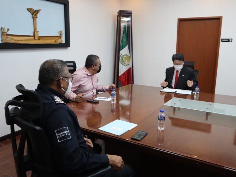 Conocen cónsul y empresarios japoneses las instalaciones del C-5 Sitec