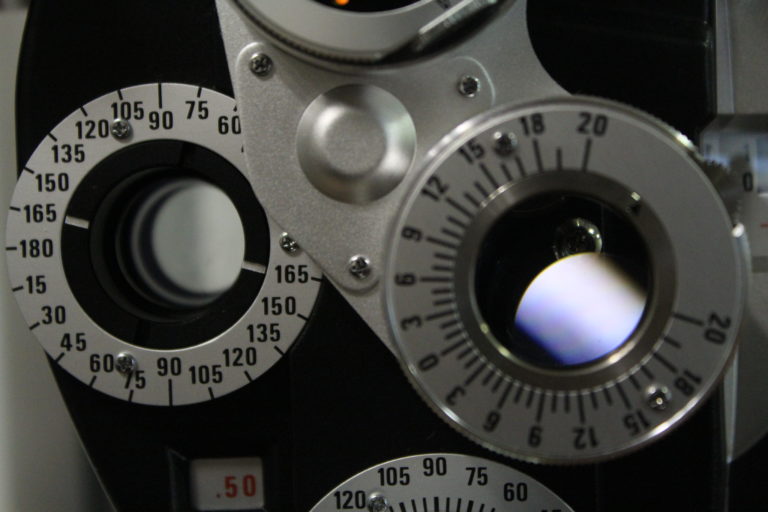 Licenciatura en Optometría de la UAA, en proceso de evaluación de Ciees