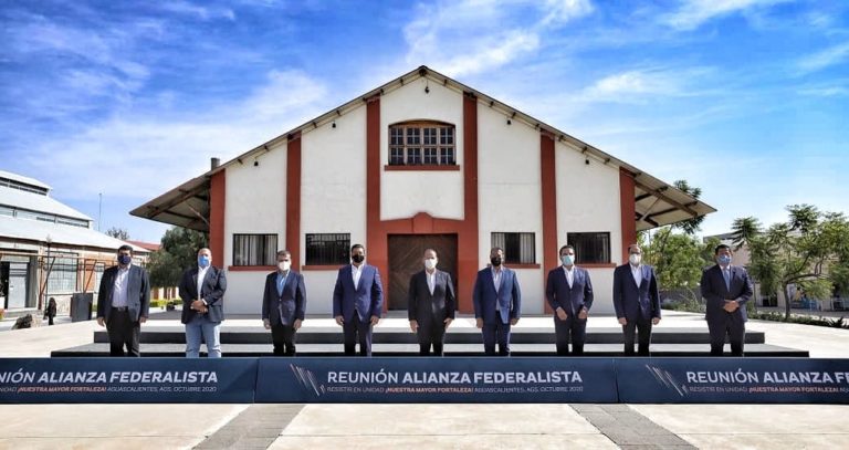 Insistirán gobernadores panistas en reconfigurar la Ley Fiscal y la distribución de los recursos