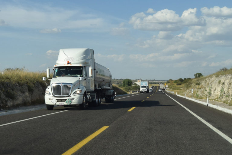 Sector autotransporte baja actividad al 50% con relación al 2019