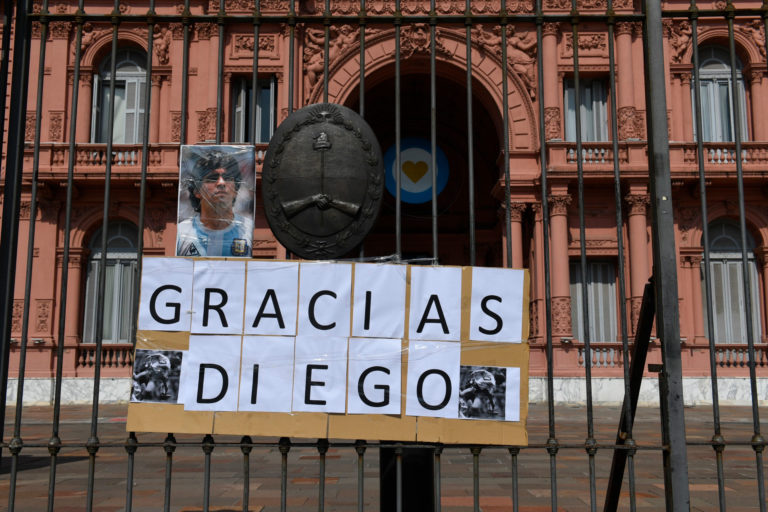 Maradona será velado en la Casa Rosada