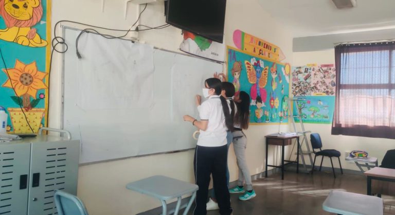Comienzan escuelas de liderazgo para prevenir embarazo en adolescentes