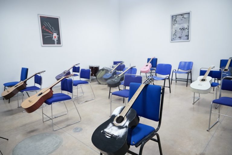 Gobernador inaugura nueva sede del Bachillerato en Arte y Humanidades