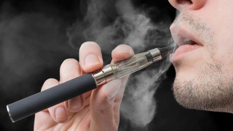 SCJN avala prohibición para vender cigarrillos electrónicos en México