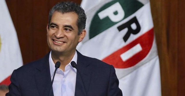 Ochoa Reza y el fantasma de su bono de marcha