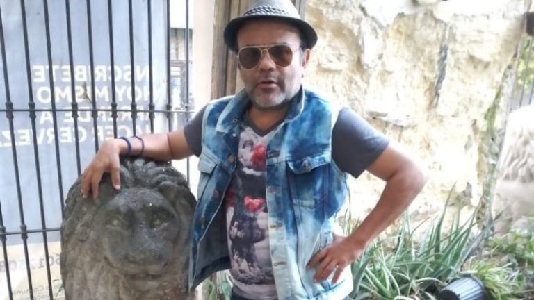 Nuevo libro de crónicas por Roberto Guillén