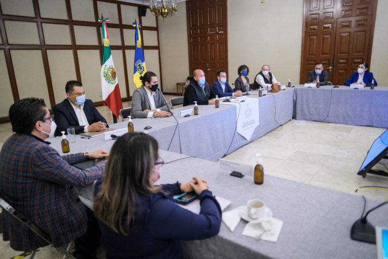 Mesa de salud de Jalisco permitirá acceso de seis mil aficionados al encuentro Chivas-América