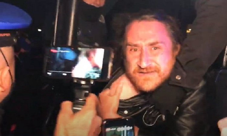 Desata polémica la detención de los youtubers por presunto acoso