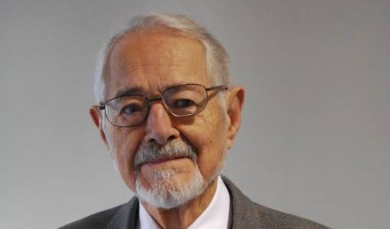 Otorgan a Ruy Pérez Tamayo el Premio Internacional Menéndez Pelayo