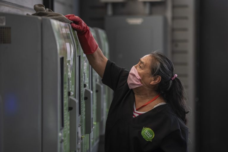 Canacintra, CNA y Coparmex desdeñan acuerdo sobre outsourcing; eliminarlo dañaría la competitividad, dicen