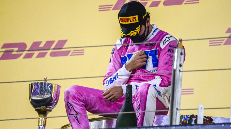 Checo: excelencia sin pretextos/ Visiones a la distancia 