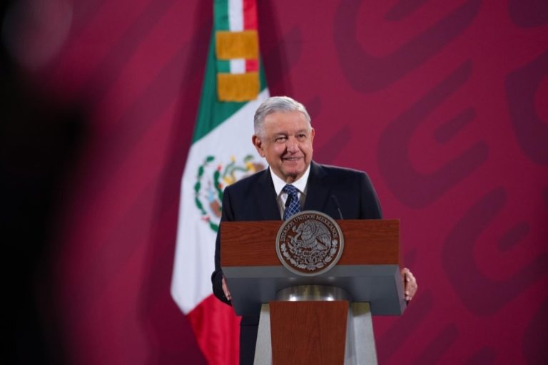 AMLO presume segundo lugar entre los presidentes mejor evaluados en el mundo