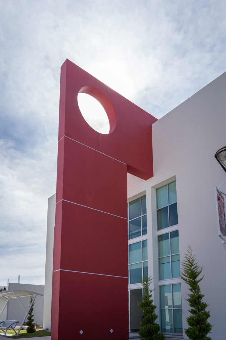 Las arquitecturas colectivistas en los tiempos de la individualidad / Pensar el hábitat