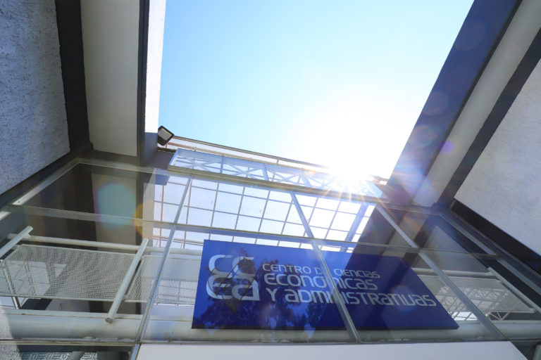 Investigador de la UAA analiza variantes económicas, contables y fiscales afectadas por la crisis sanitaria