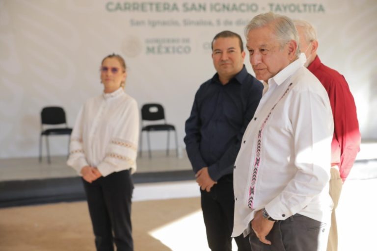 Guía ética y el catecismo político de AMLO