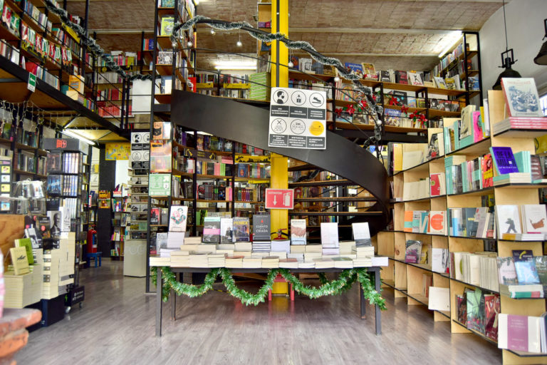 Ventas presenciales siguen siendo el principal ingreso para librerías de Aguascalientes