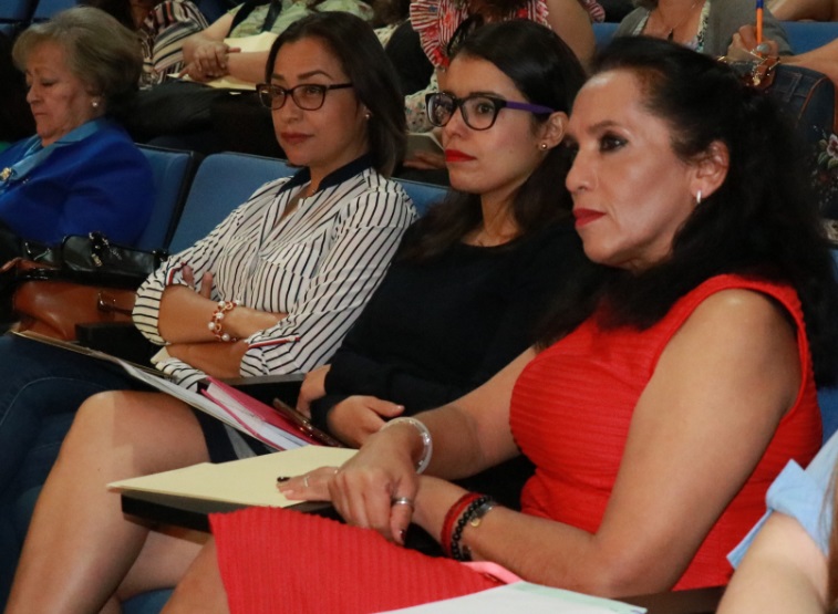 Capacitación en el IEA contra acoso y hostigamiento sexual en el ámbito escolar y laboral   