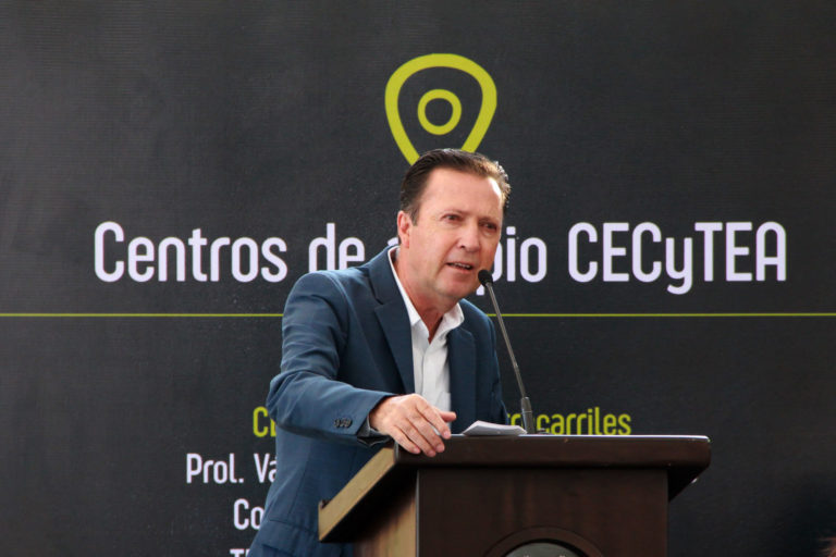 ¿Quién es Raúl Silva Perezchica, director del IEA Aguascalientes?