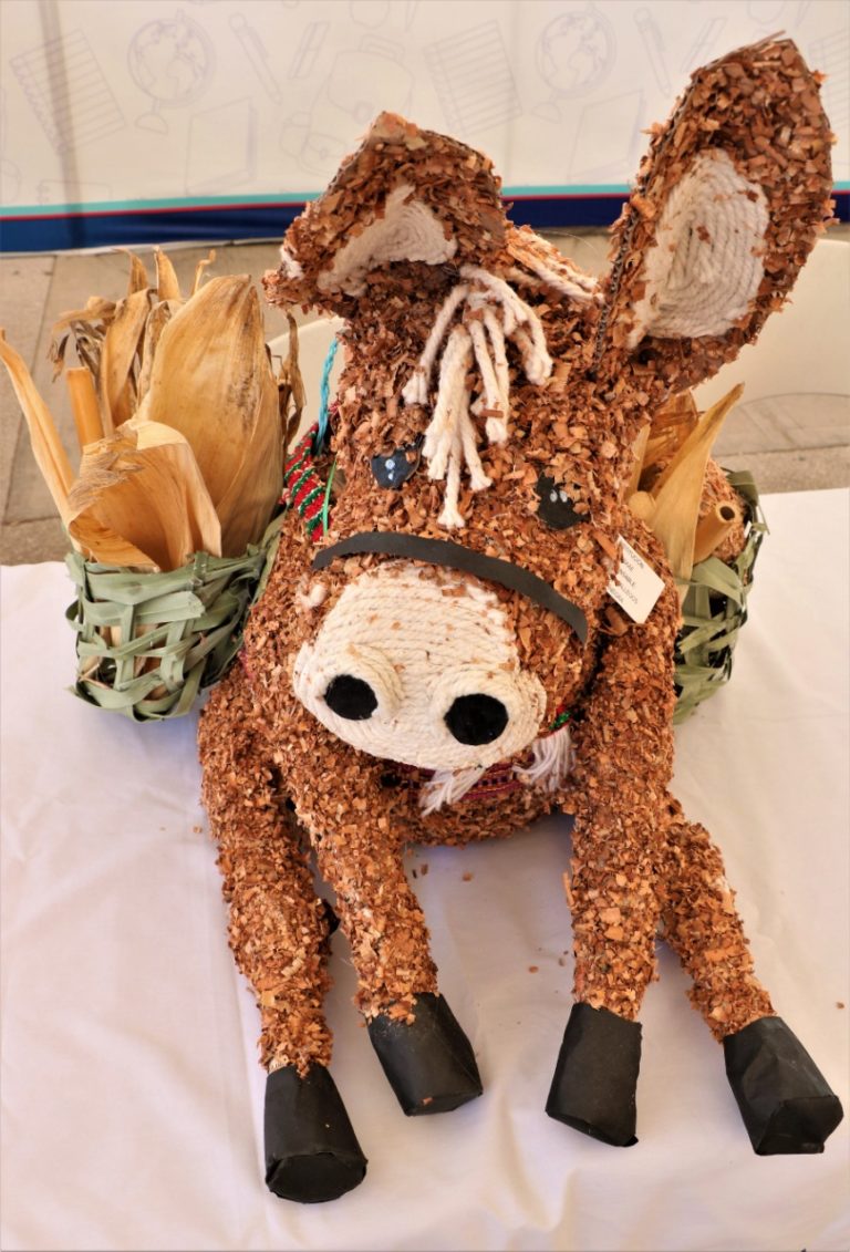 Desde Aguascalientes, entregan estímulos a jardines de niños por su participación en concurso de villancicos