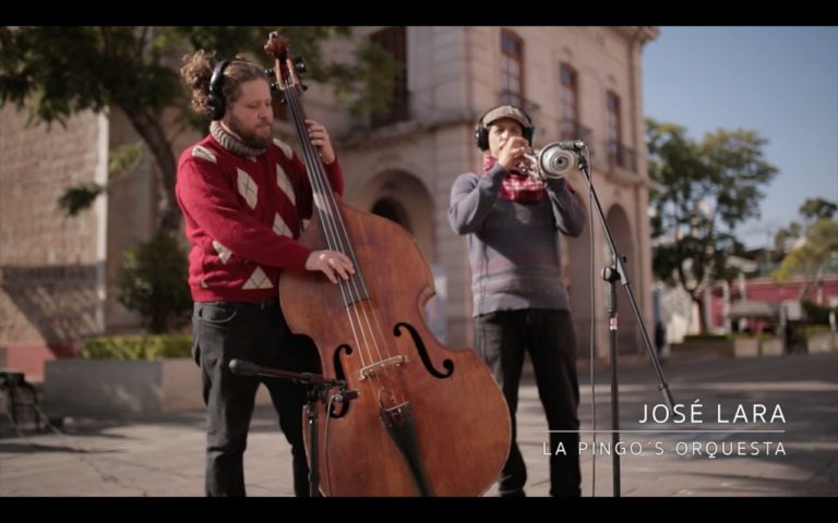 Artistas de Aguascalientes cantan Blanca Navidad