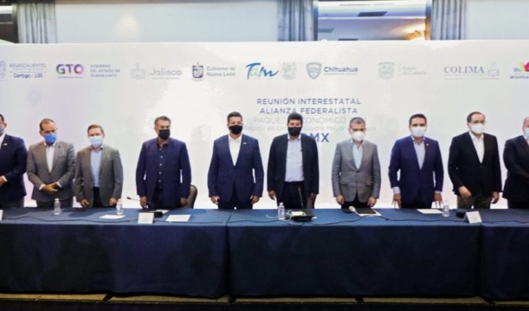 Exigen gobernadores claridad a AMLO en reparto de vacunas contra COVID-19:” “déjese ayudar”