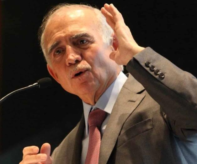 El amigo incómodo en la Presidencia