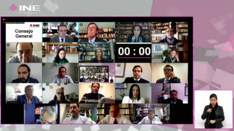 El INE pide reversa al decreto presidencial por el que se renunció a 11.4 millones de spots